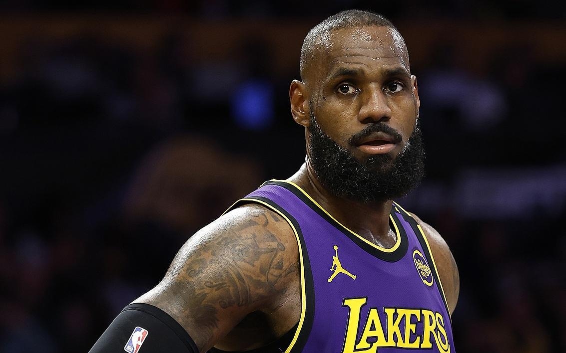 放假也得折腾！申花赤道之王阿苏埃